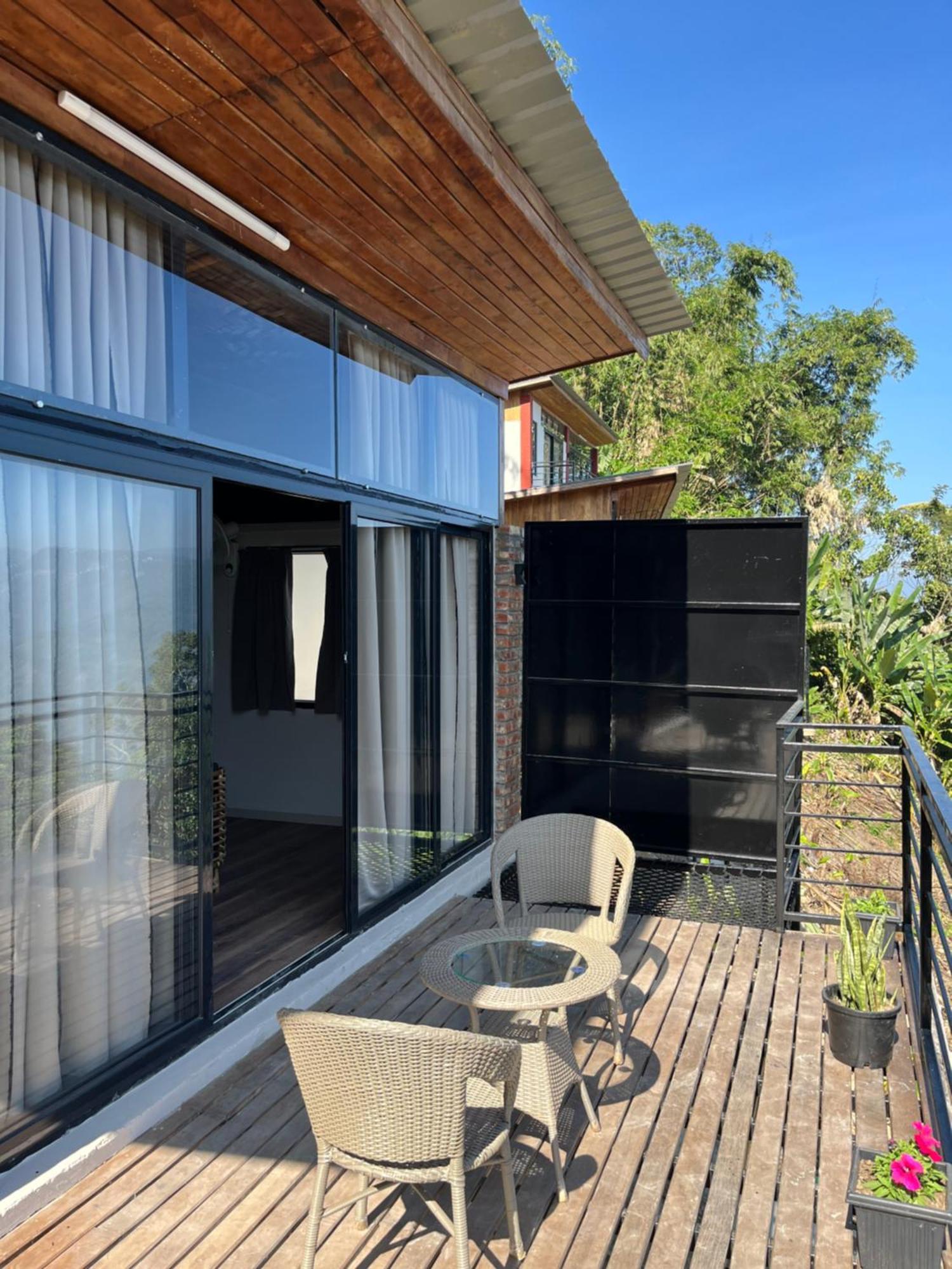 Hotel Cave Hill By Ferns à Āīzawl Extérieur photo