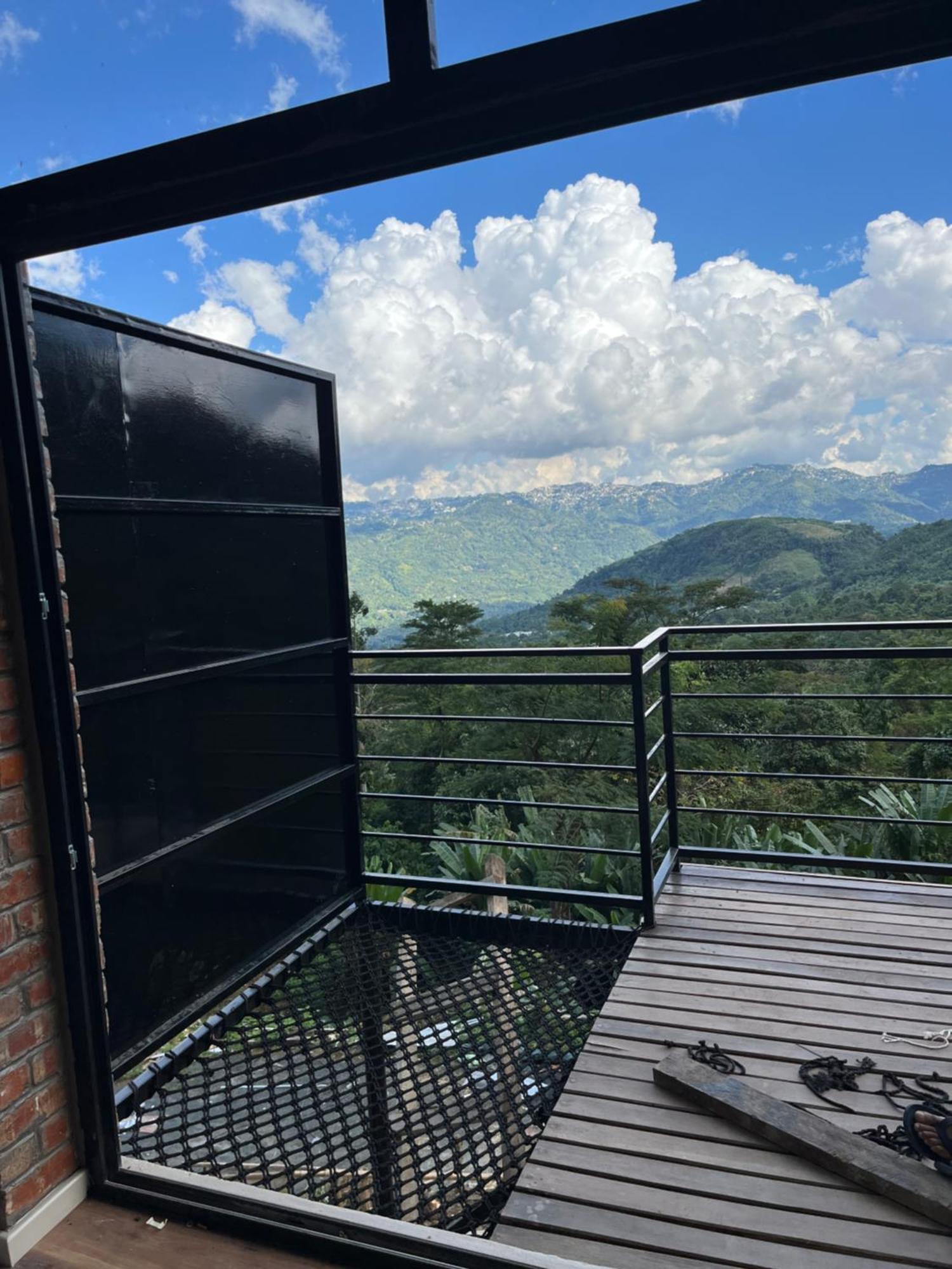 Hotel Cave Hill By Ferns à Āīzawl Extérieur photo