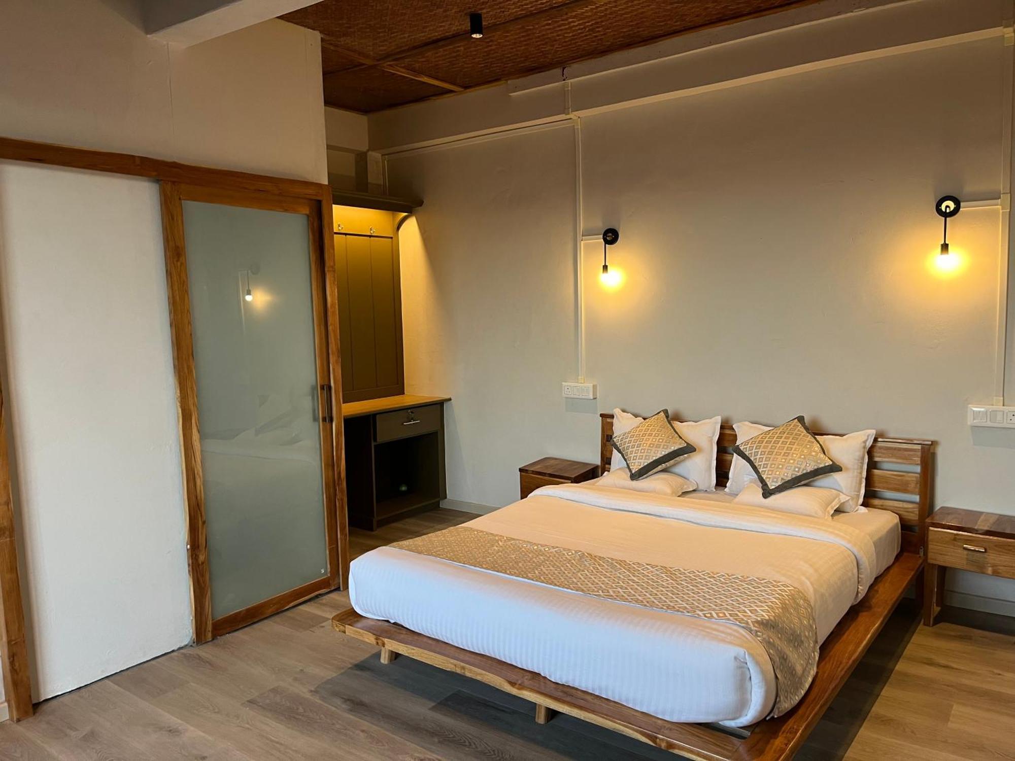 Hotel Cave Hill By Ferns à Āīzawl Extérieur photo