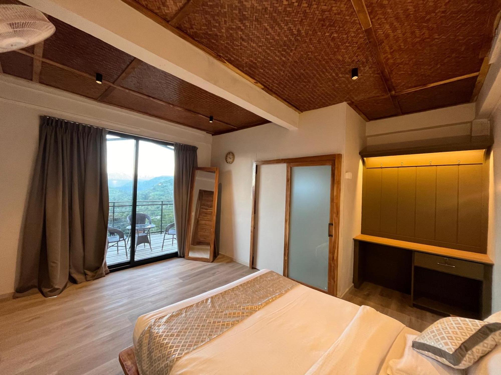 Hotel Cave Hill By Ferns à Āīzawl Extérieur photo