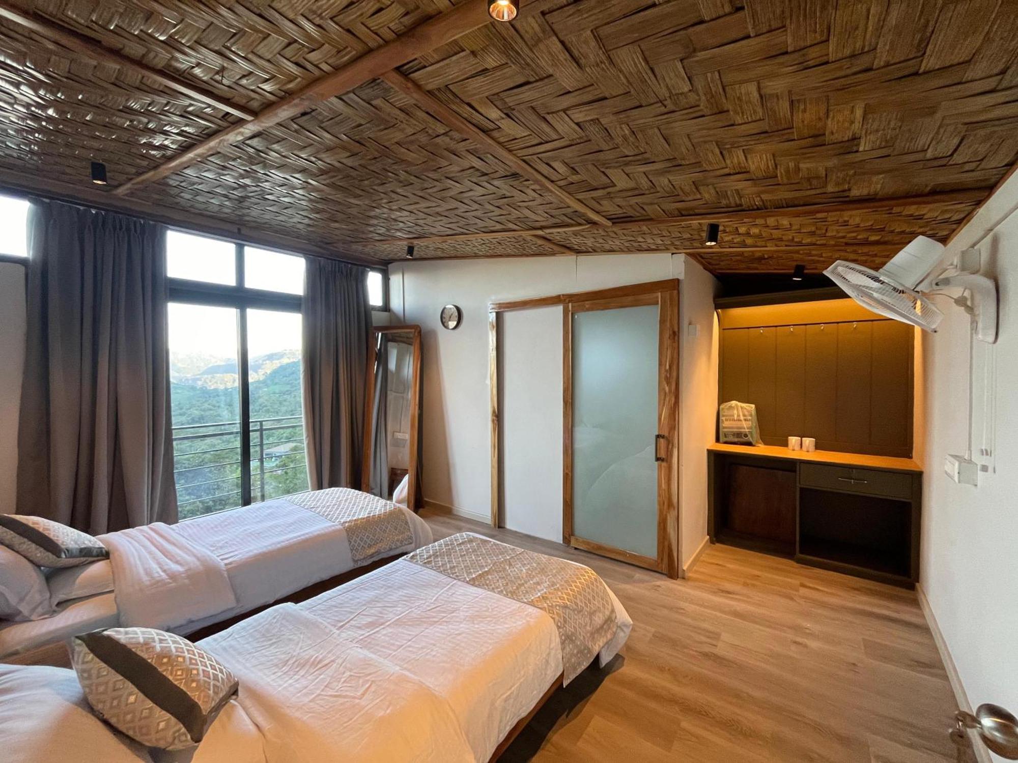 Hotel Cave Hill By Ferns à Āīzawl Extérieur photo