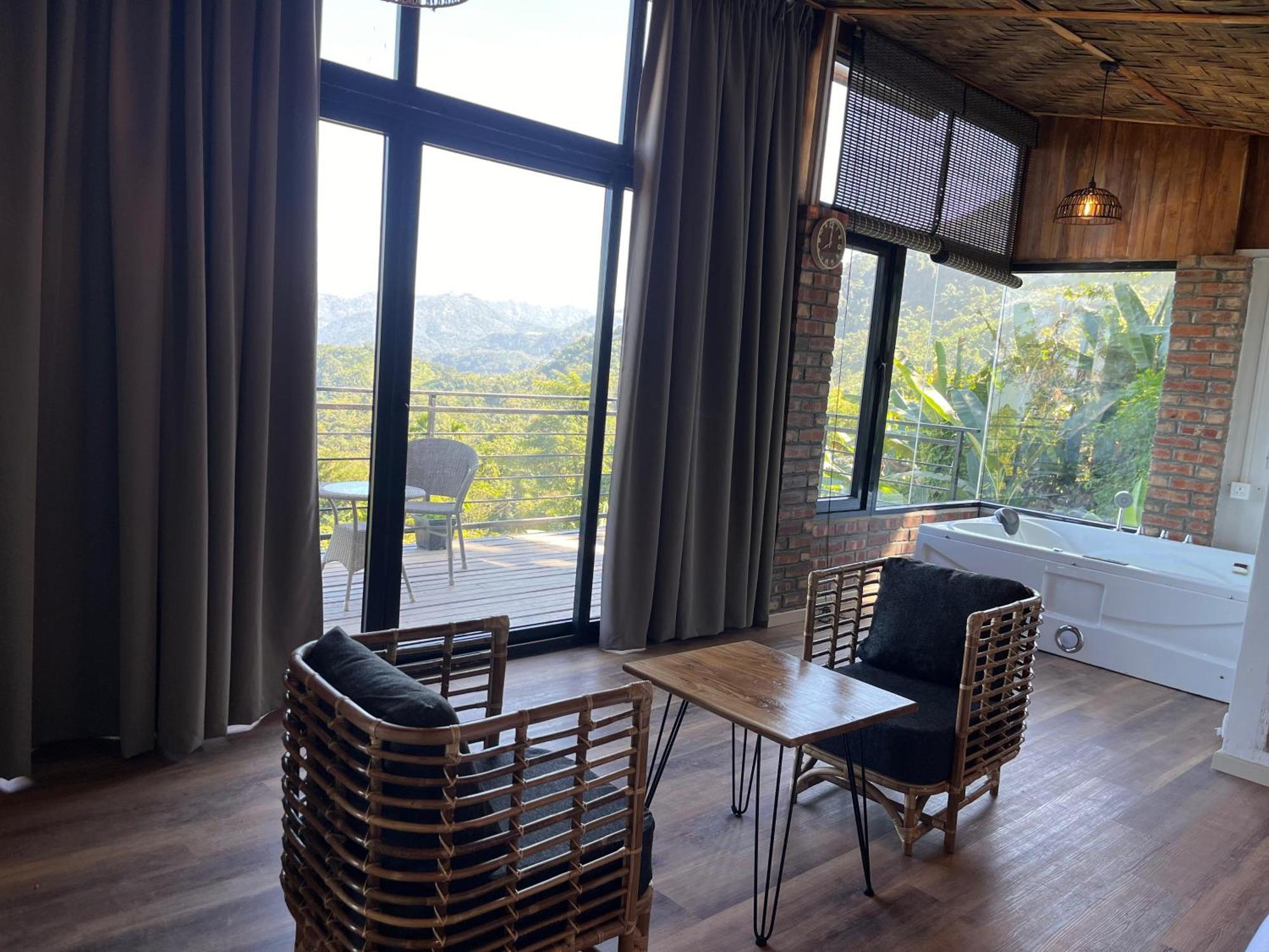 Hotel Cave Hill By Ferns à Āīzawl Extérieur photo