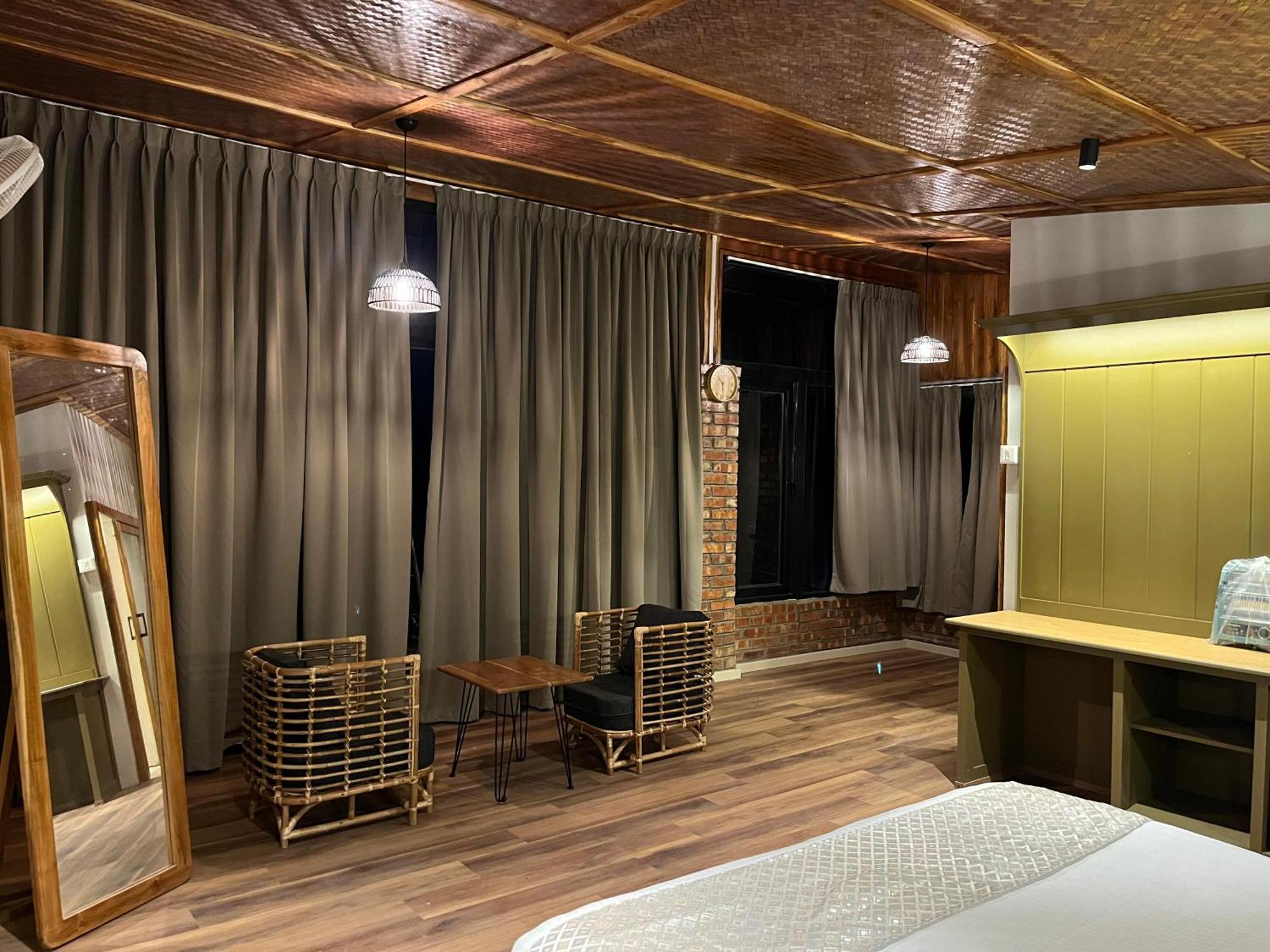Hotel Cave Hill By Ferns à Āīzawl Extérieur photo